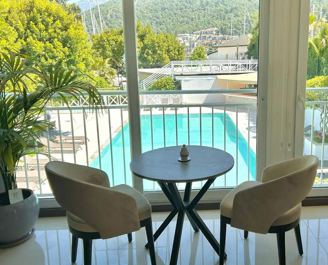 Marina Boutique Hotel